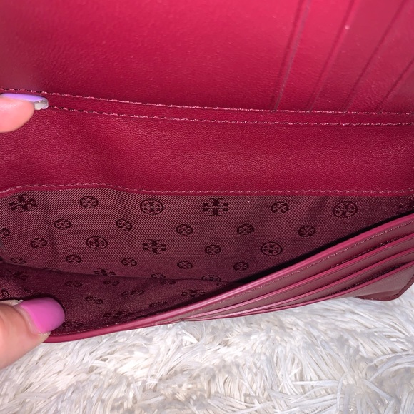BRAND NEW Tory Burch Wallet - Picture 5 of 7
